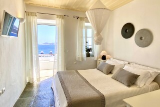 niriedes hotel superior suite sea view bedroom
